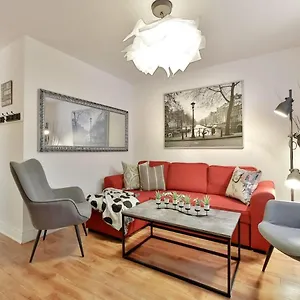 Apartment 100 Meters To Metro - Montcalm
